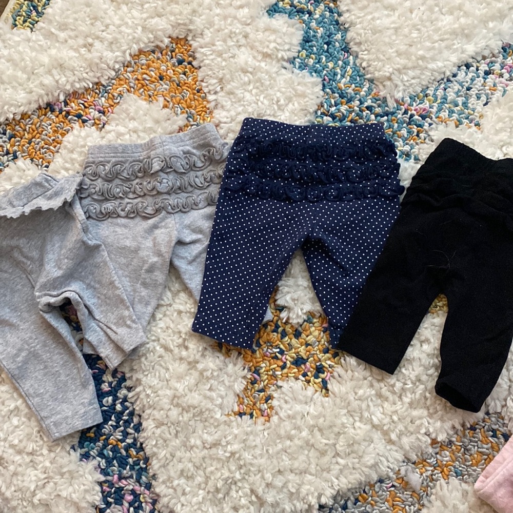Ruffle pants bundle